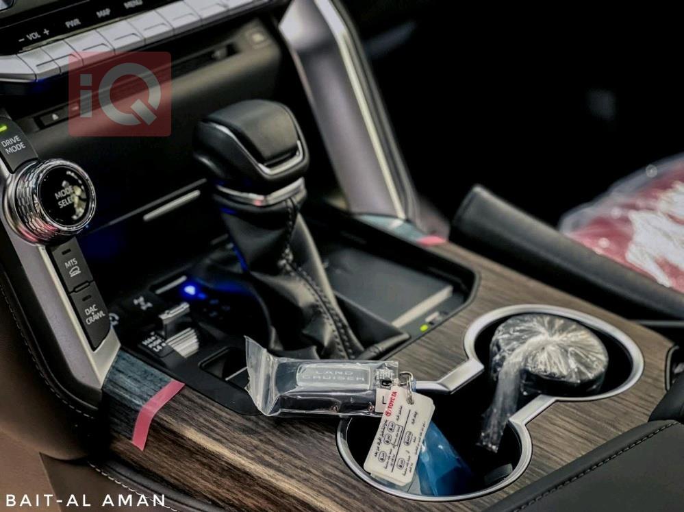 تويوتا لاندكروزر